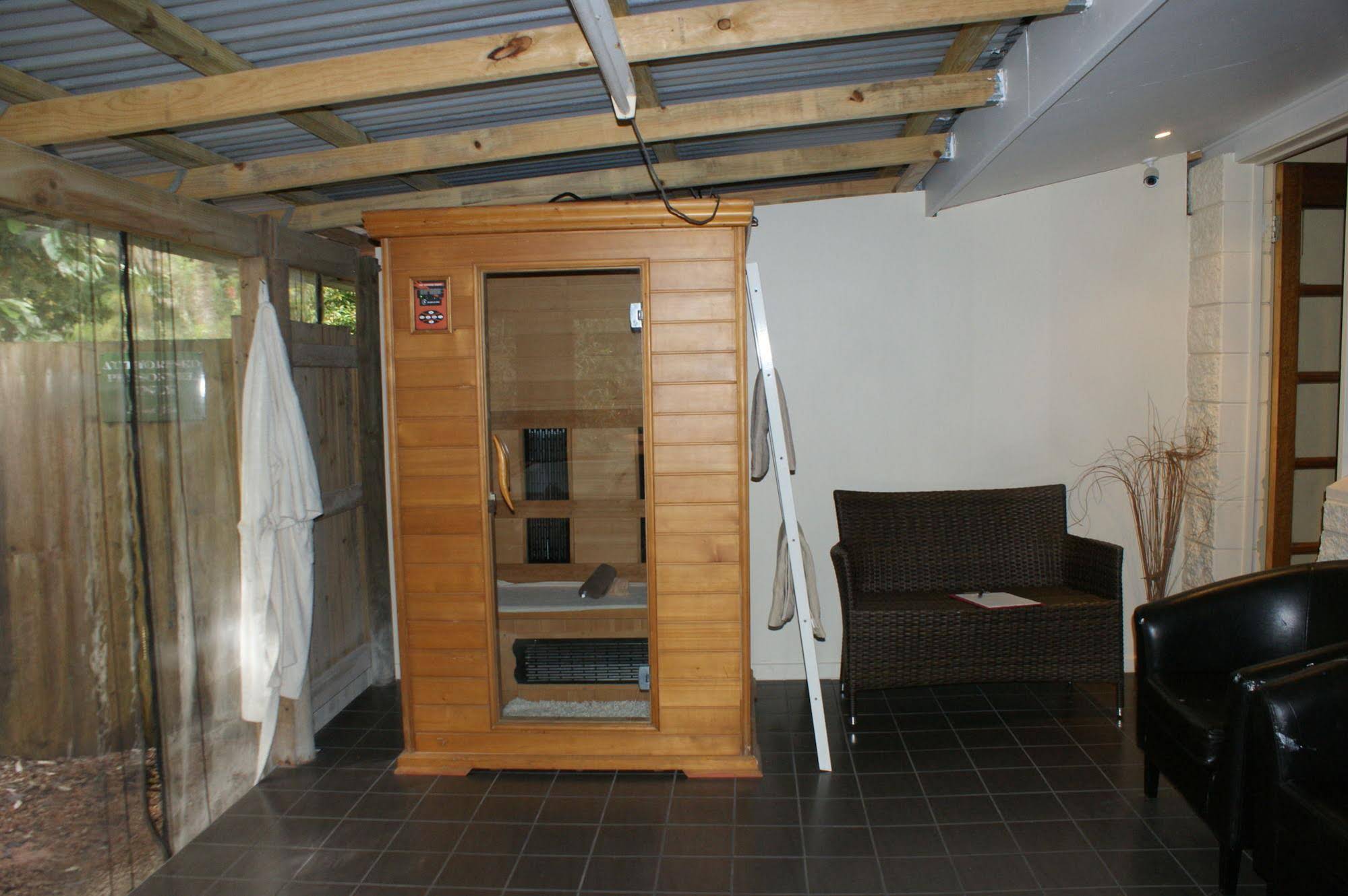 Chilverton Cottages & Restaurant