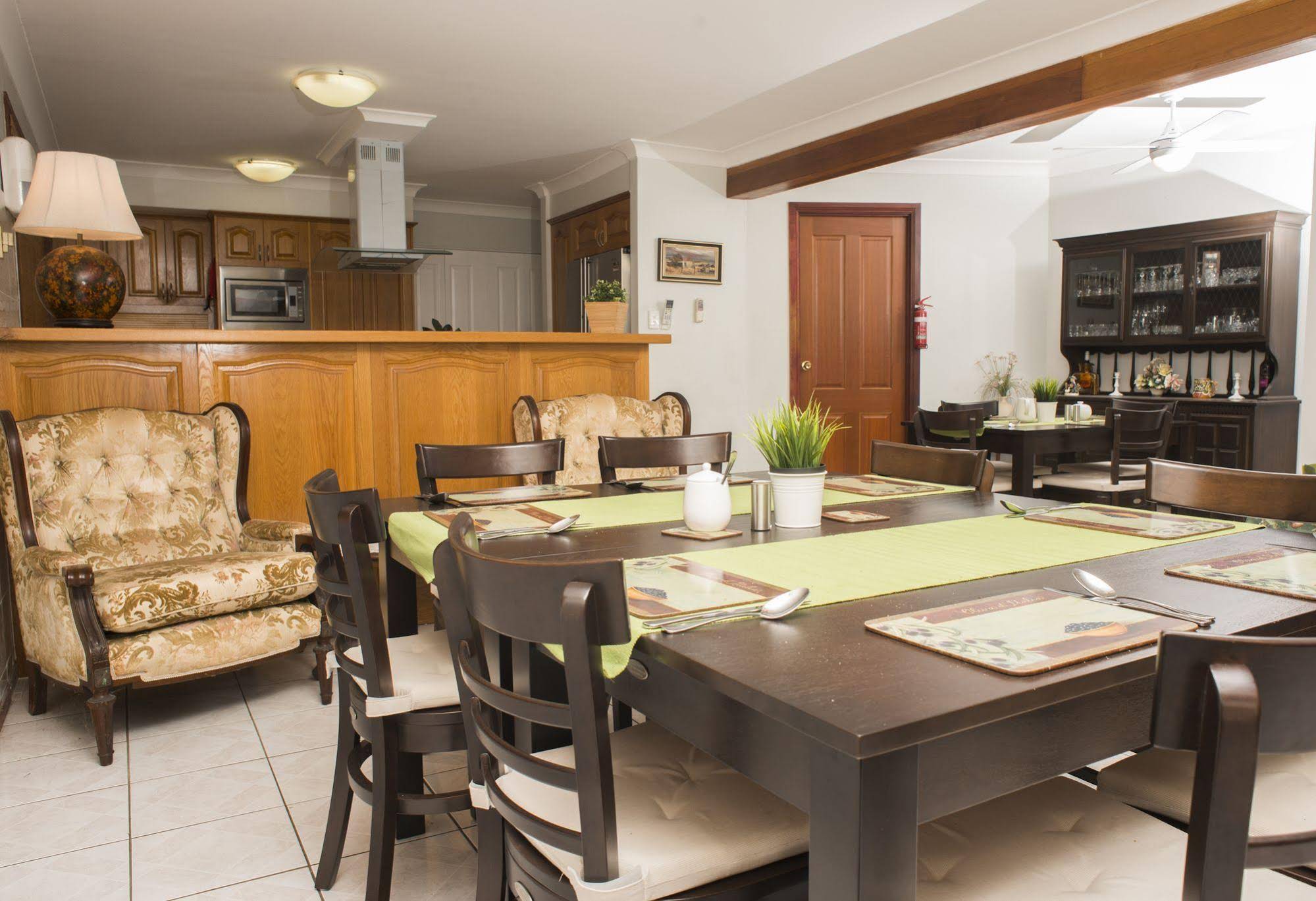 Ainslie Manor Bed and Breakfast