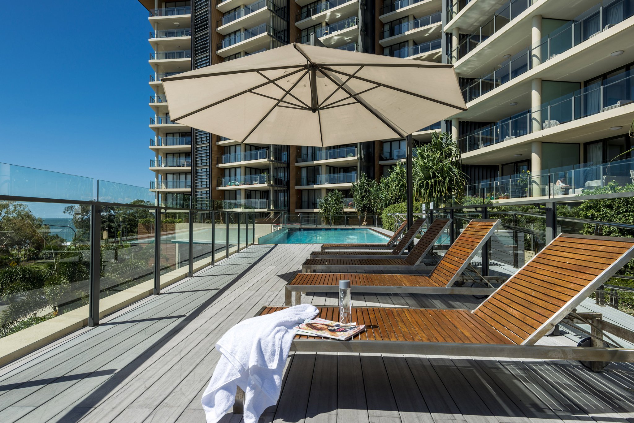 Oaks Redcliffe Mon Komo Suites