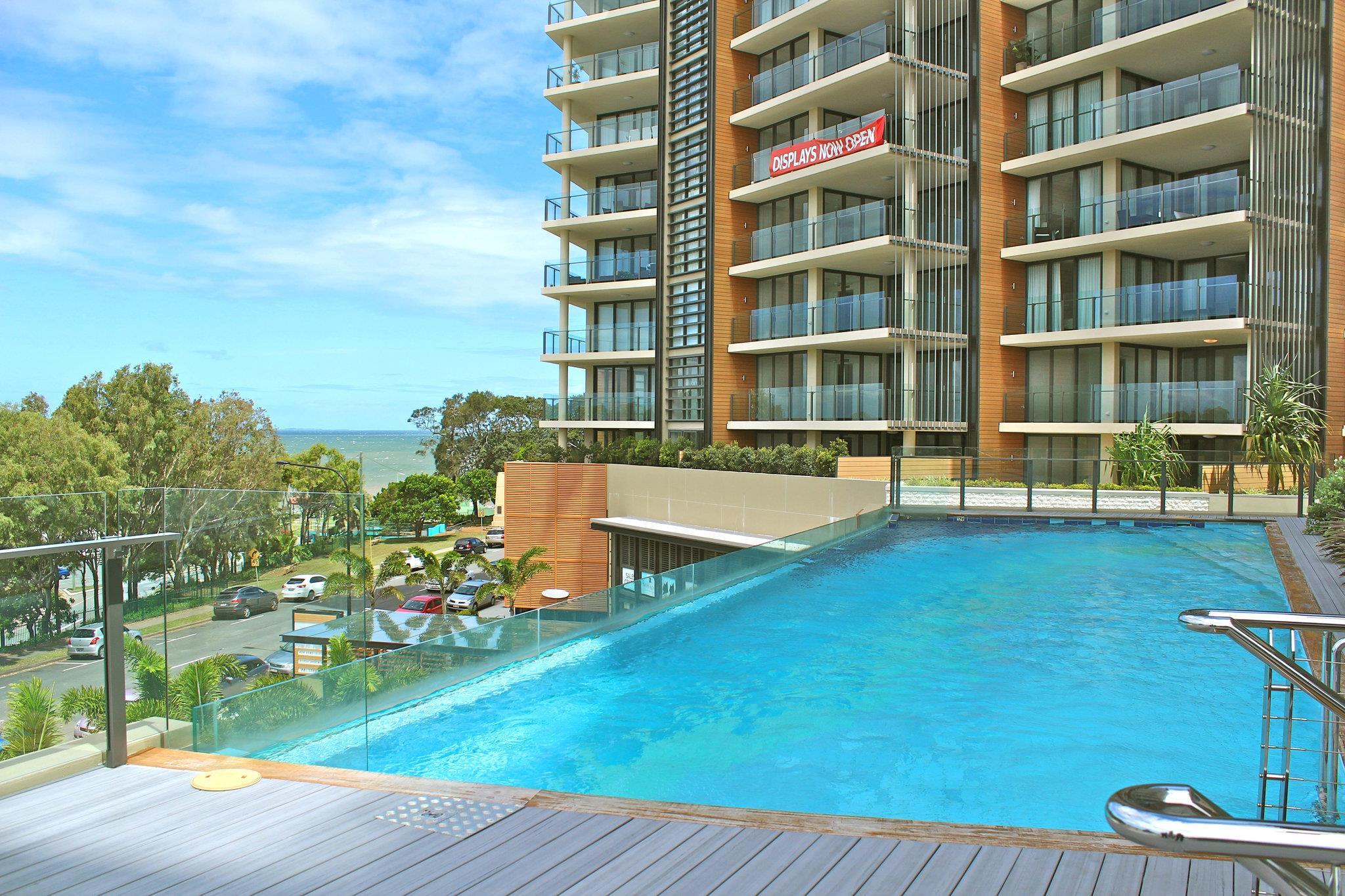 Oaks Redcliffe Mon Komo Suites
