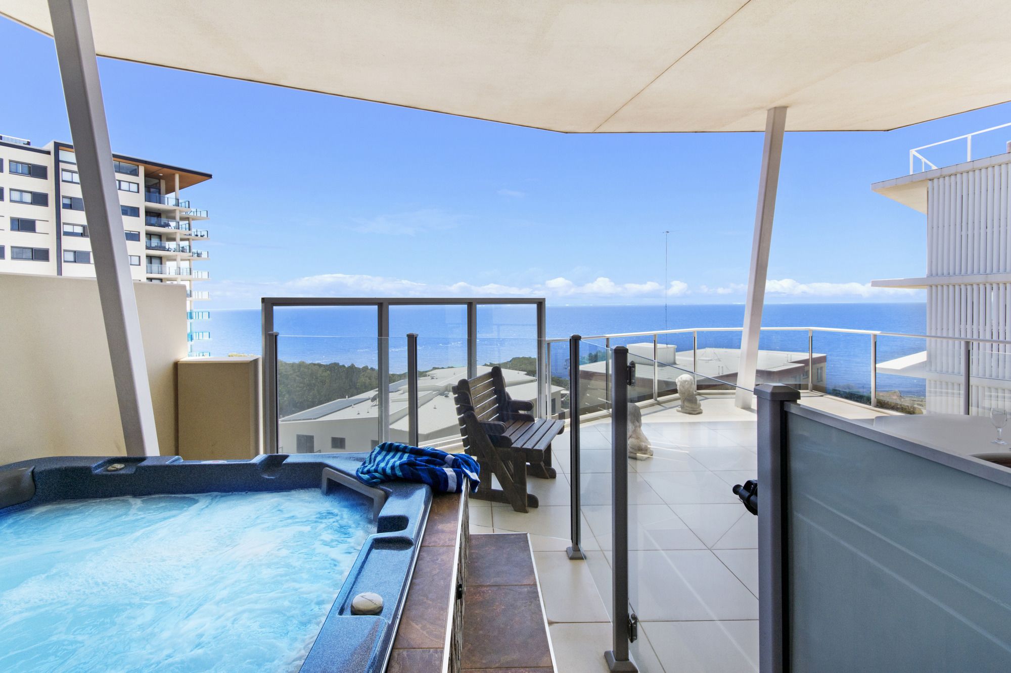 Redvue Luxury Apartments, Redcliffe
