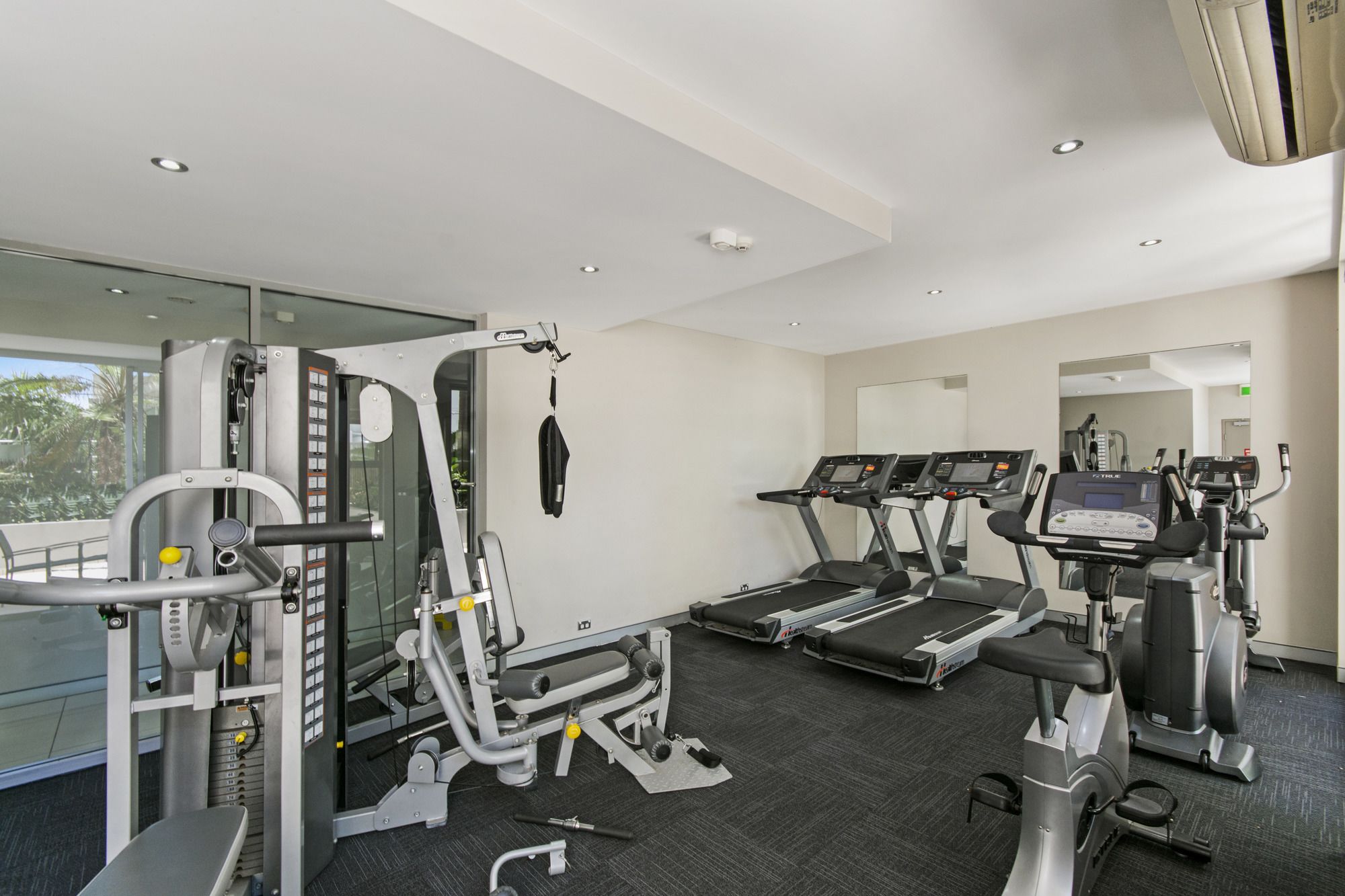 Redvue Luxury Apartments, Redcliffe
