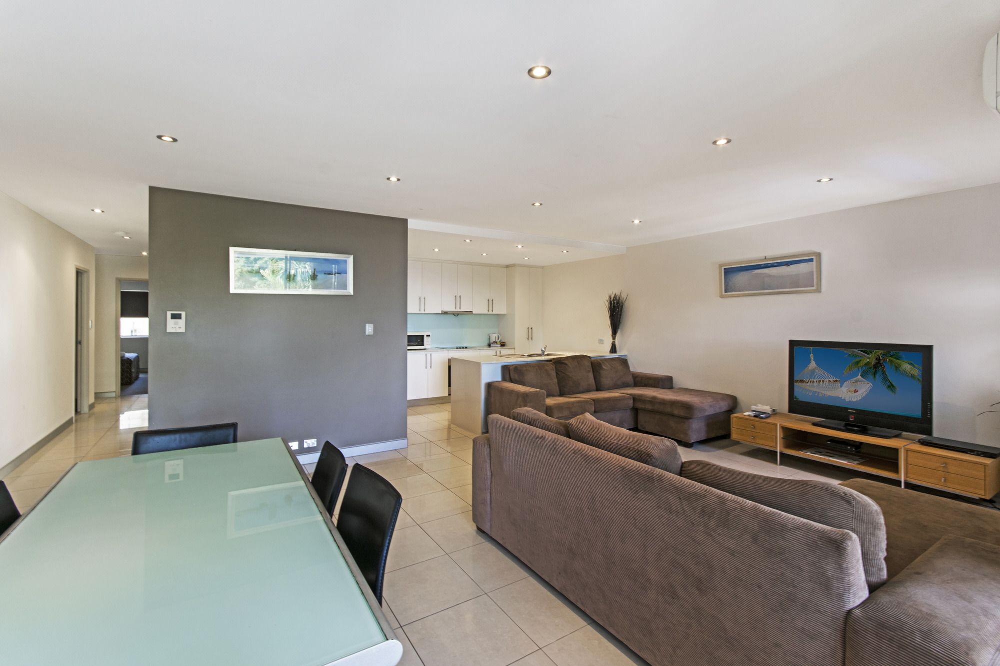 Redvue Luxury Apartments, Redcliffe