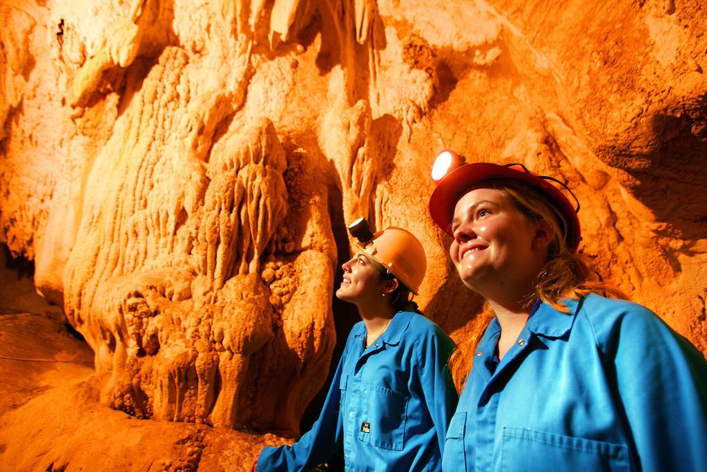 Capricorn Caves