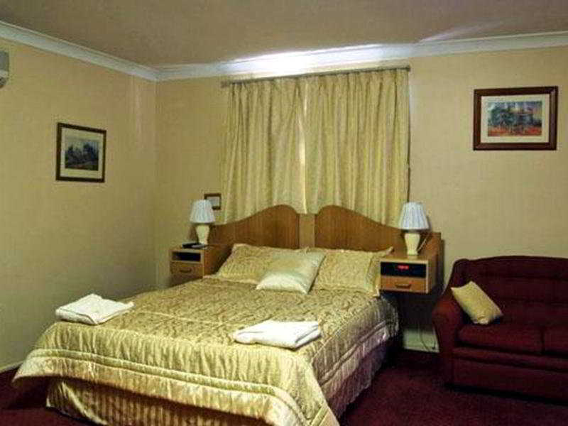 Centrepoint Motor Inn