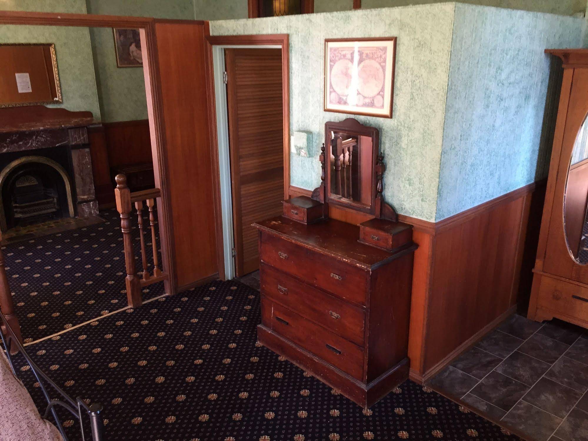 Criterion Hotel Rockhampton