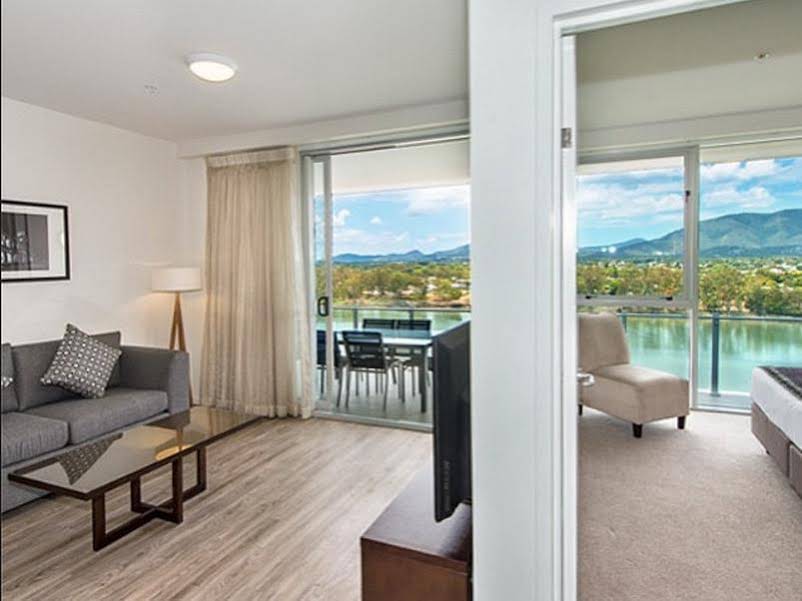 Empire Apartment Hotel