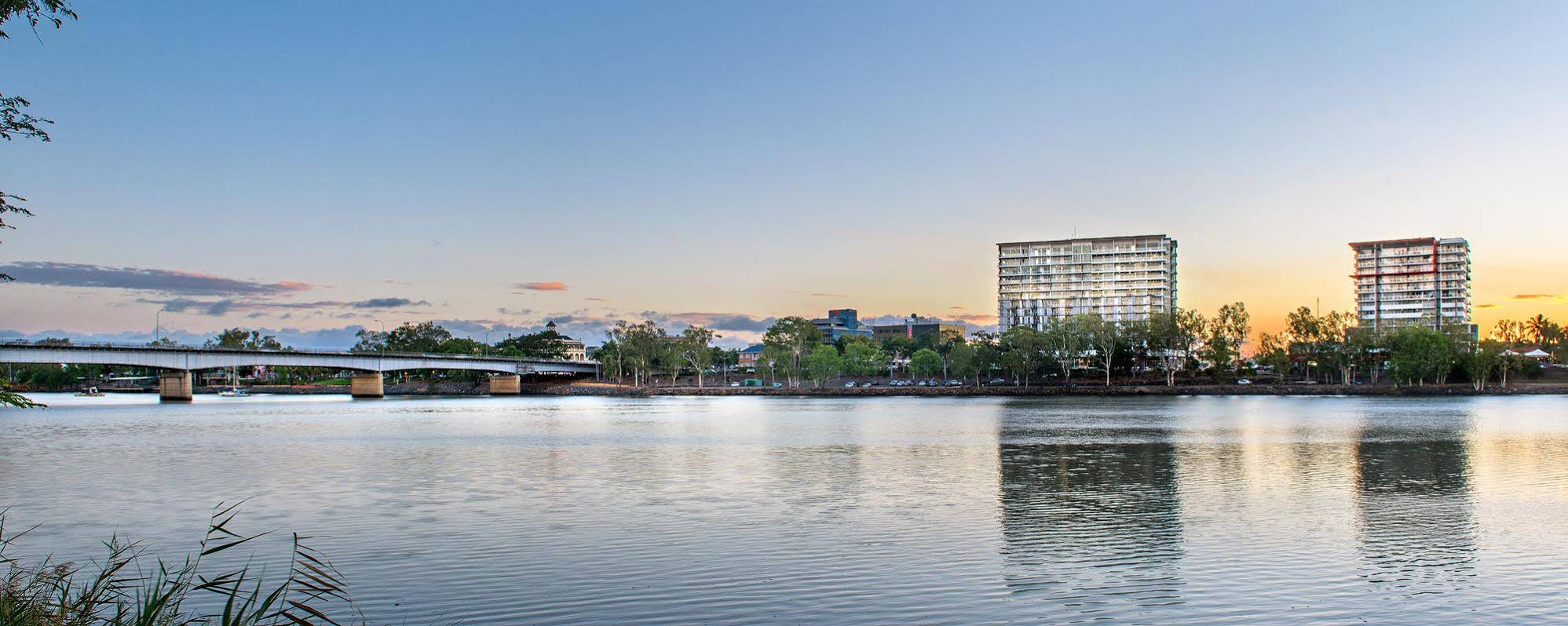 Empire Apartment Hotel