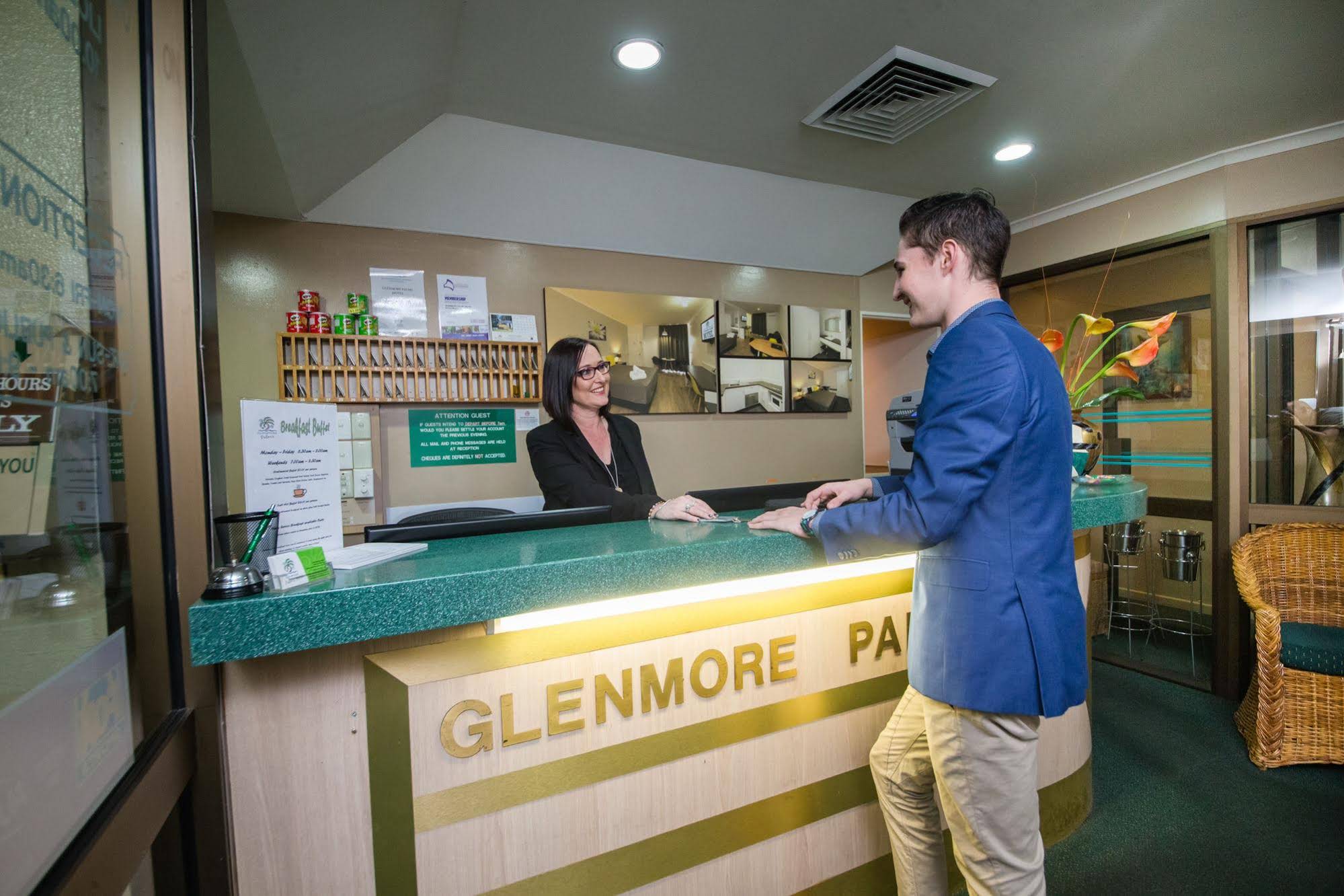 Glenmore Palms Motel