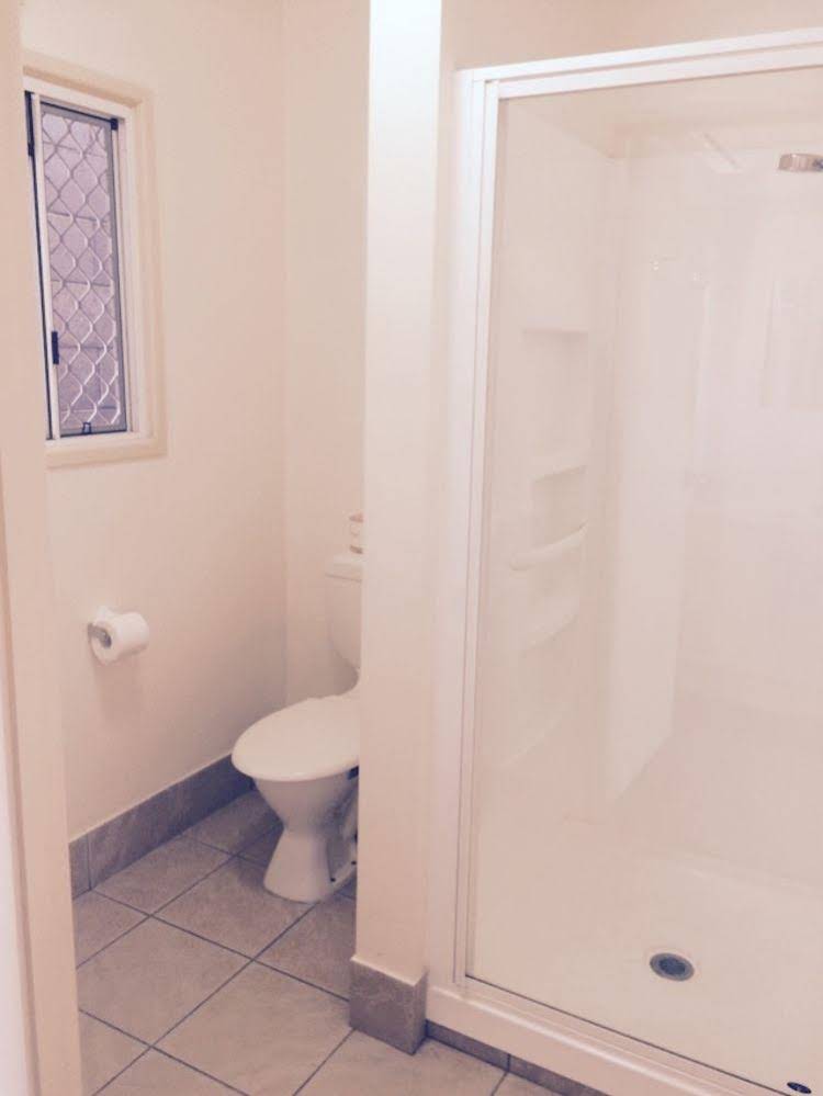 Park Avenue Hotel Motel