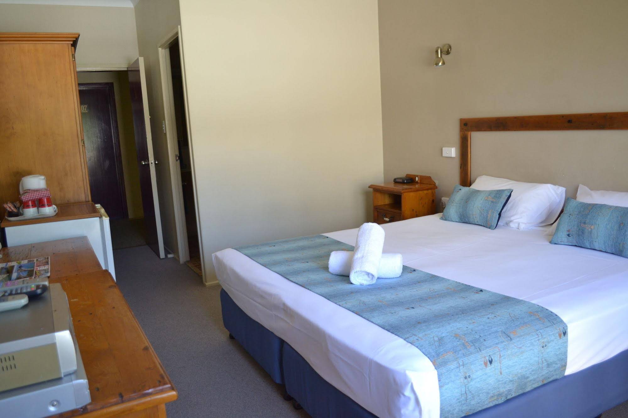 Rockhampton Riverside Central Hotel