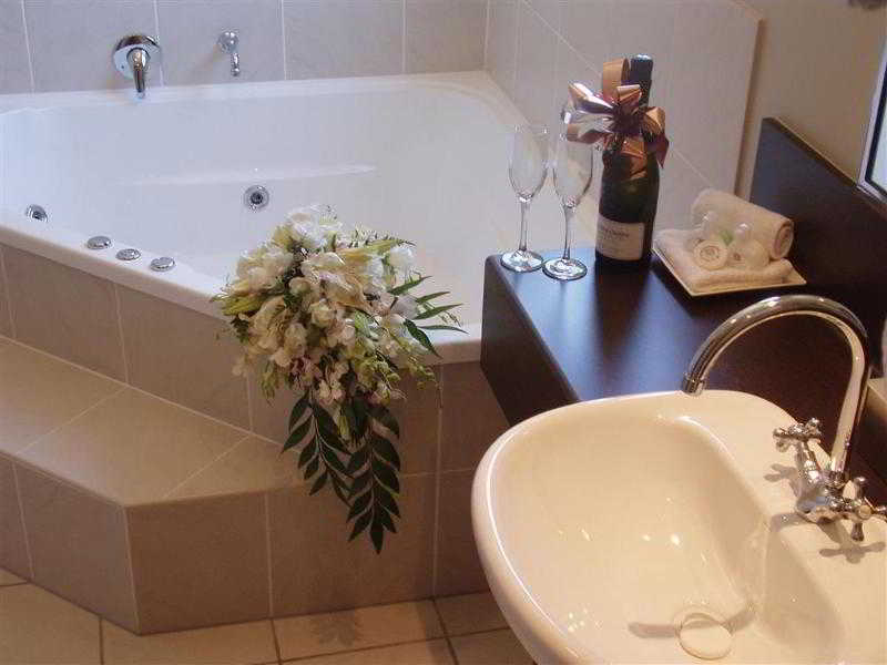 Best Western Bungil Creek Motel