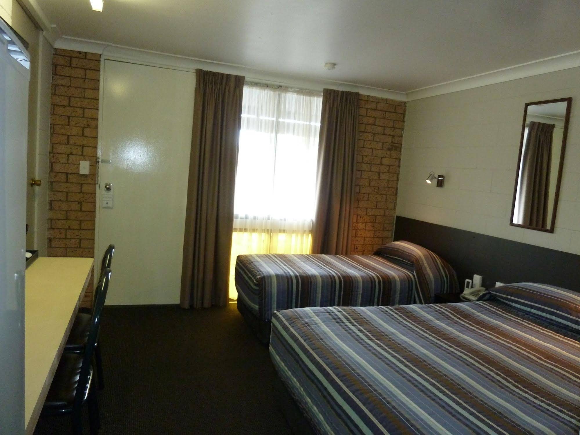 Mandalay Motel