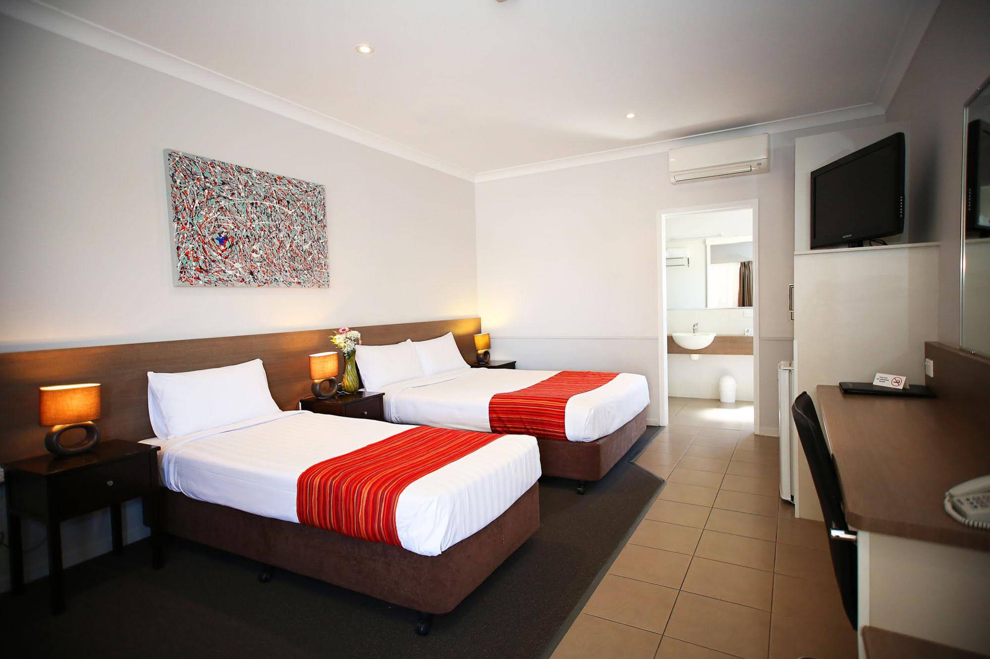 Roma Inland Motor Inn