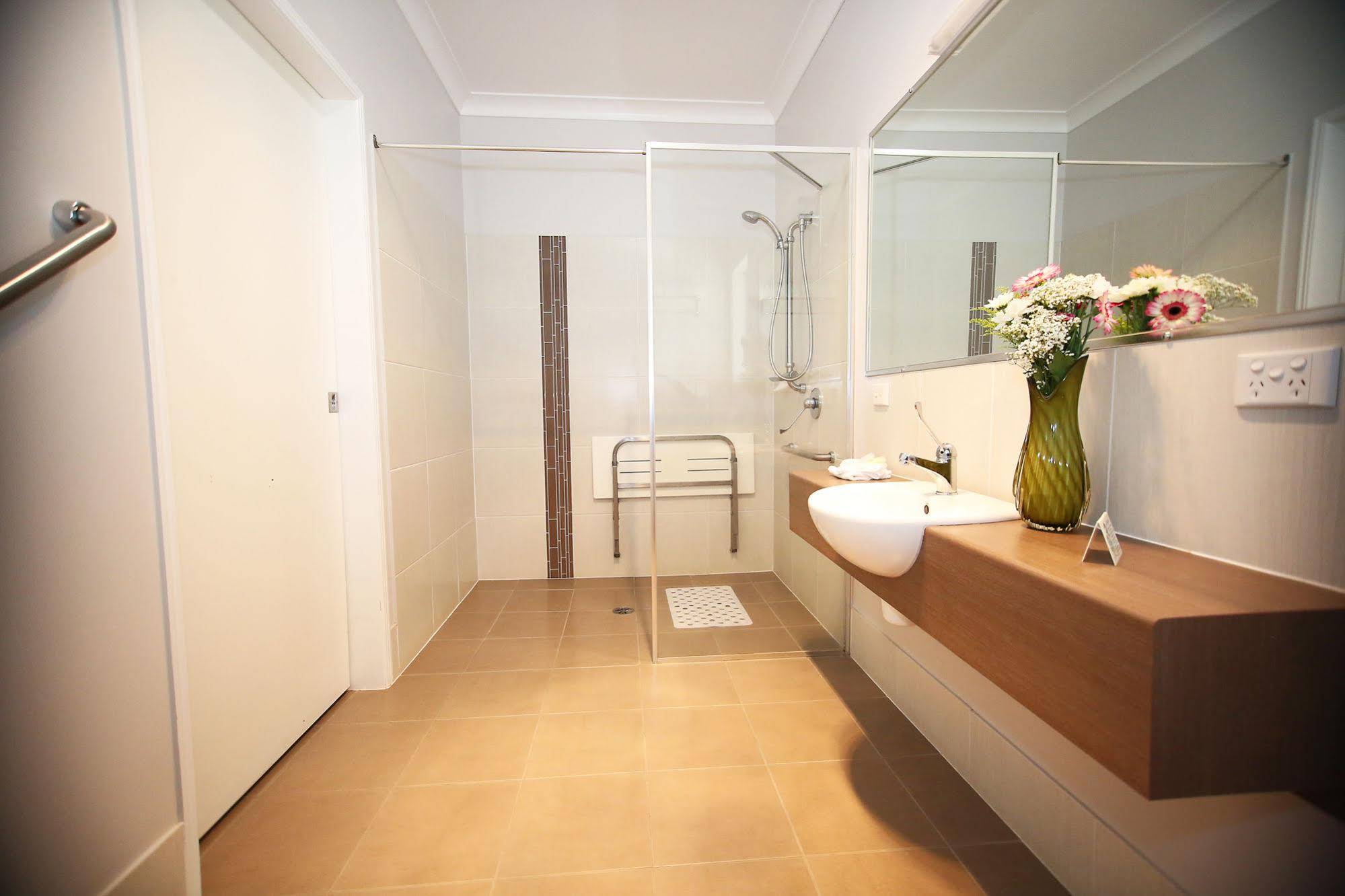 Roma Inland Motor Inn