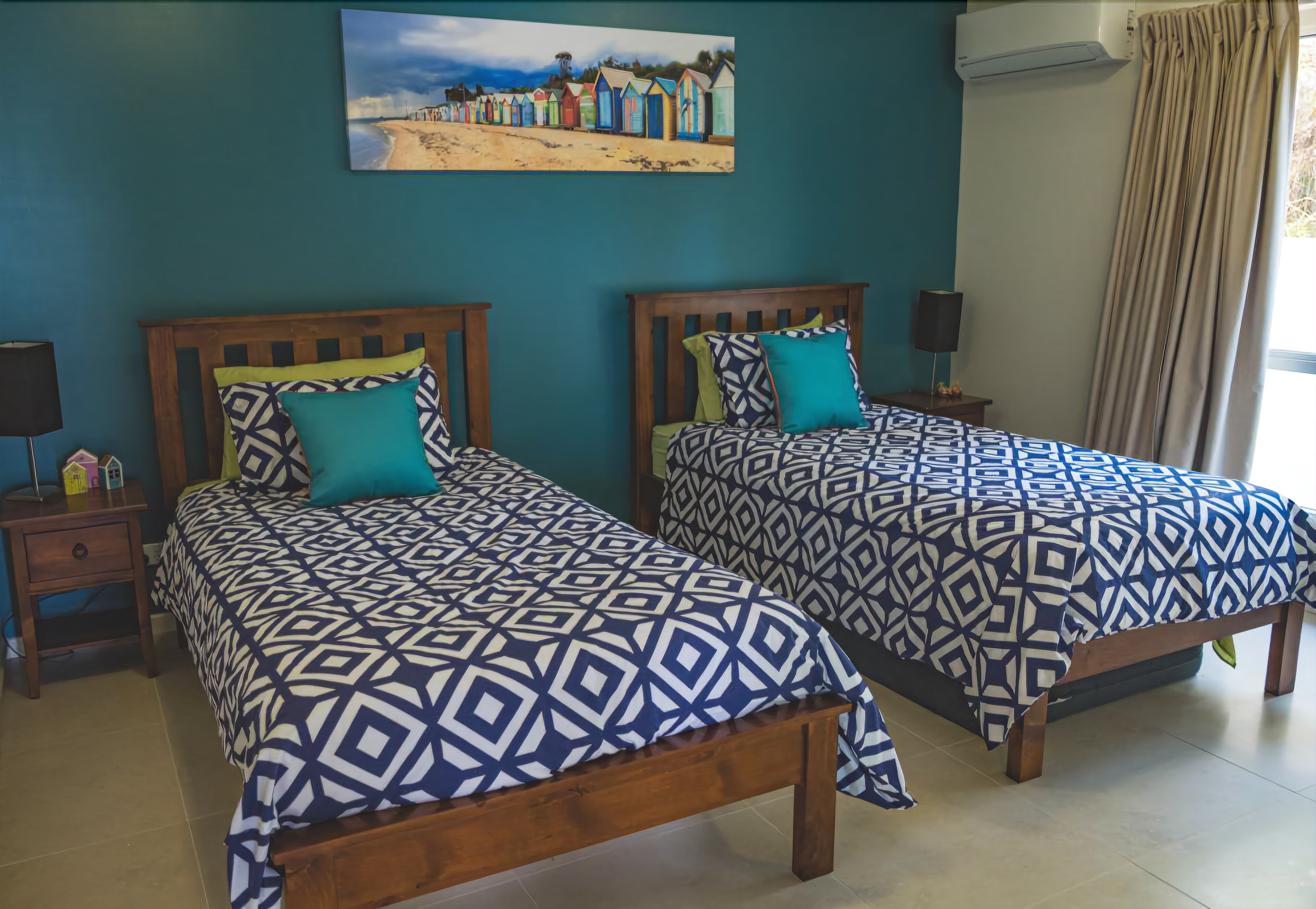 Panoramic Island Views