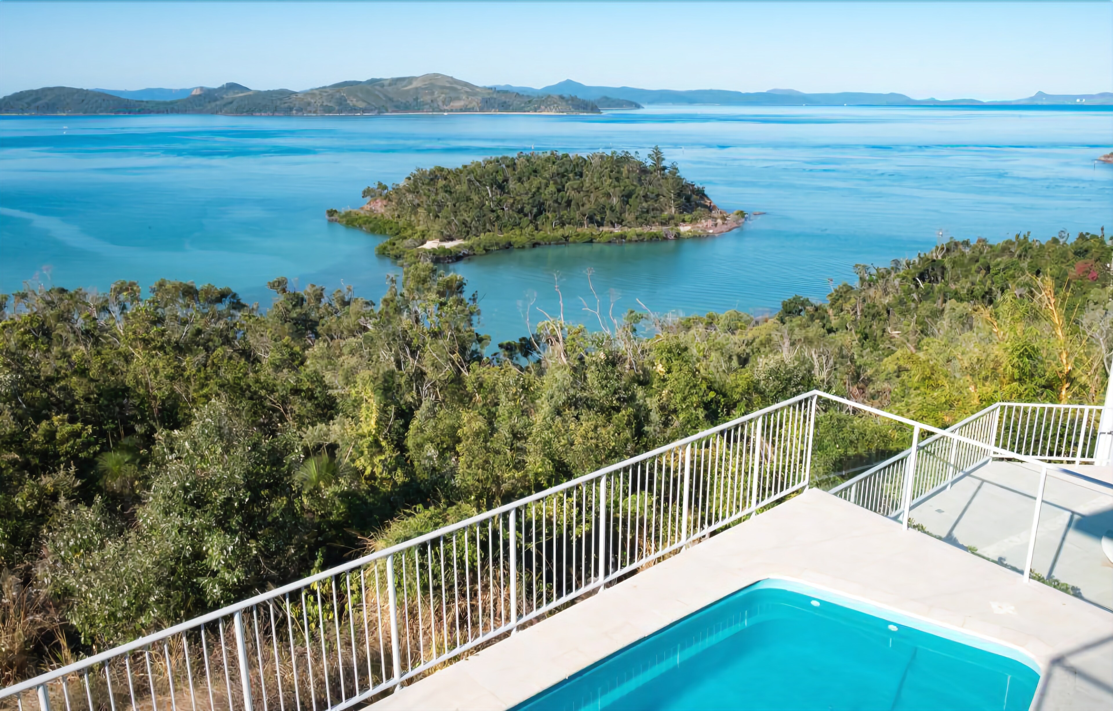 Panoramic Island Views