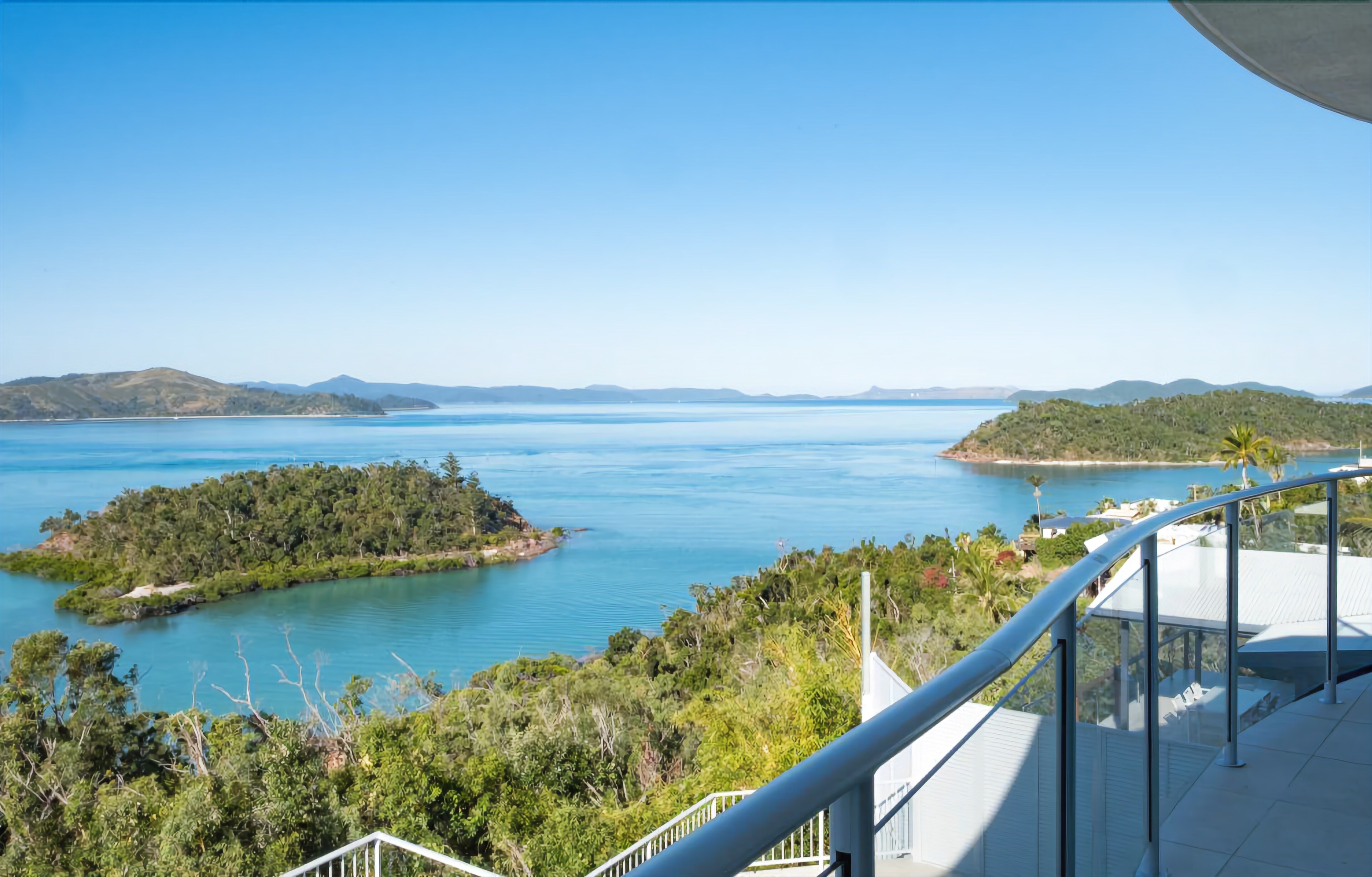 Panoramic Island Views