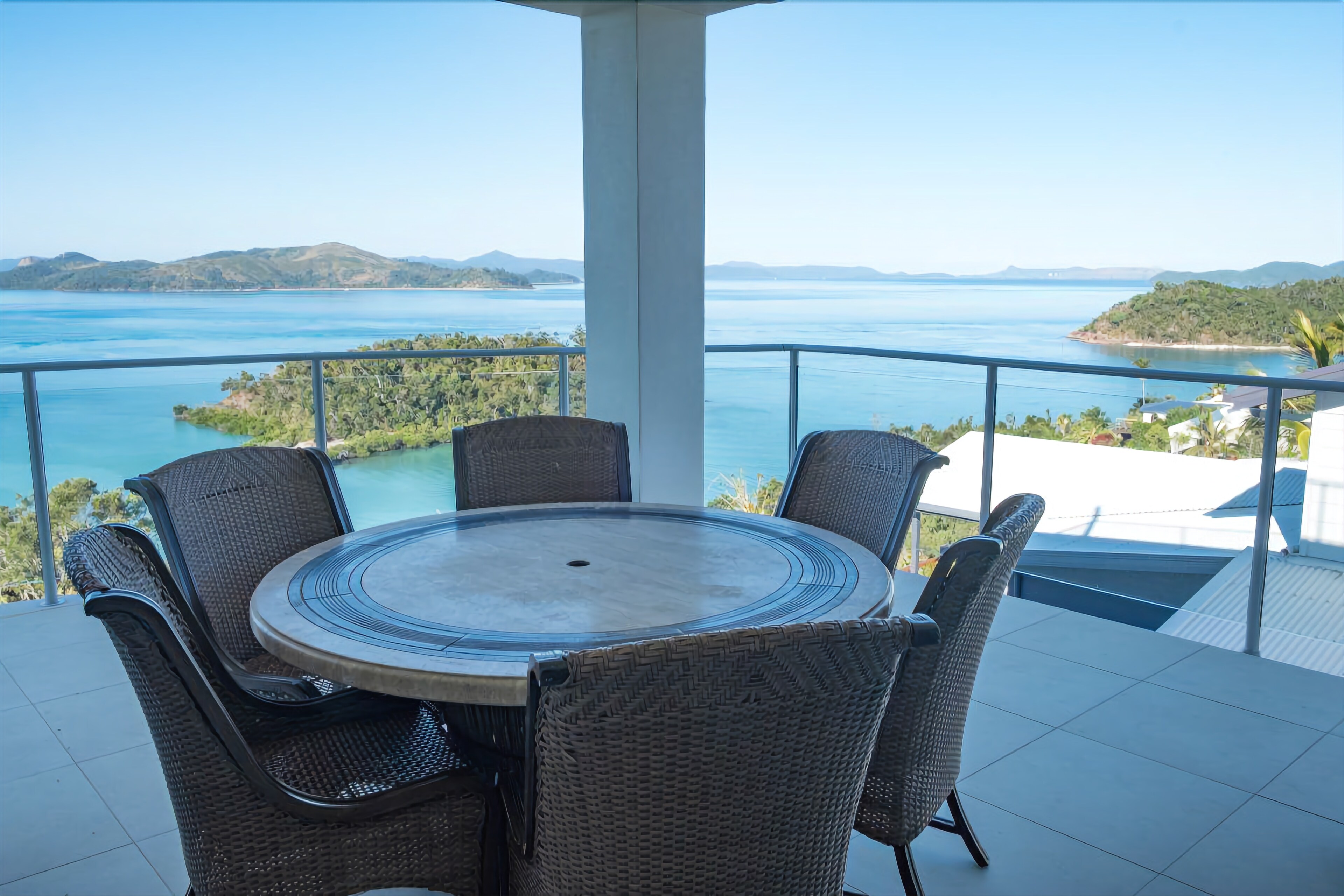 Panoramic Island Views