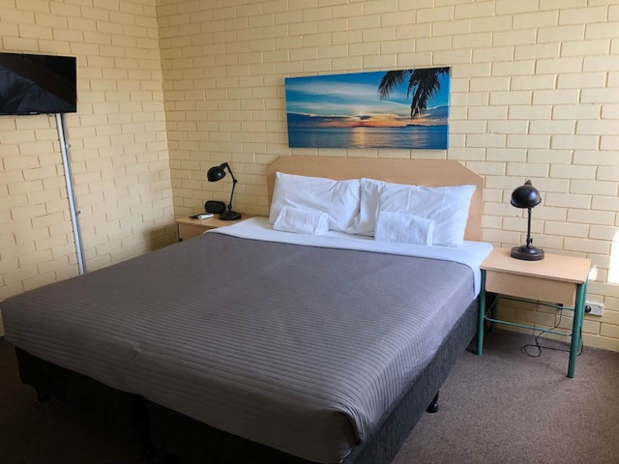 Harbour Side Resort