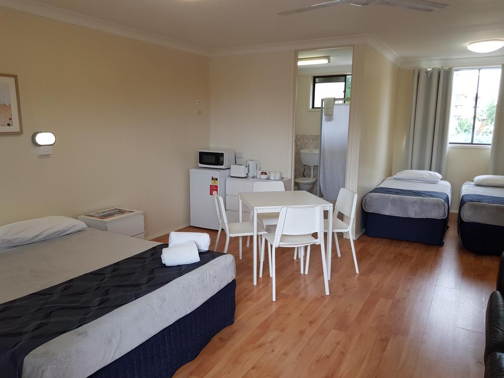 Sundale Motel