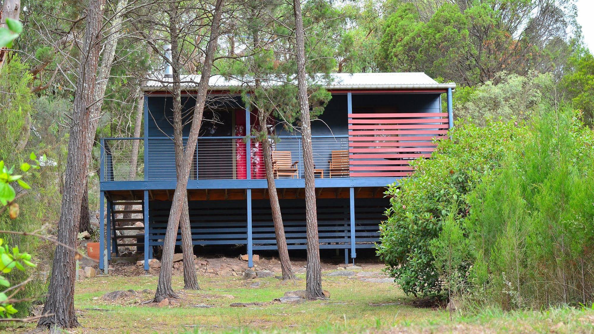 31 The Rocks