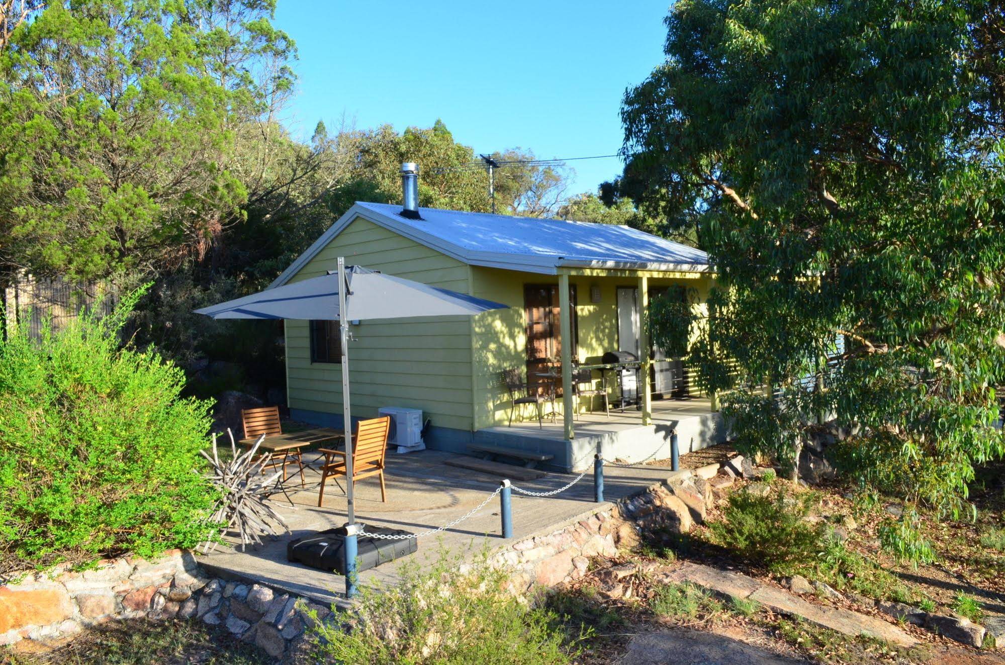 31 The Rocks