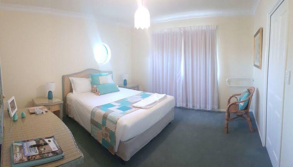 Grovely House Bed & Breakfast
