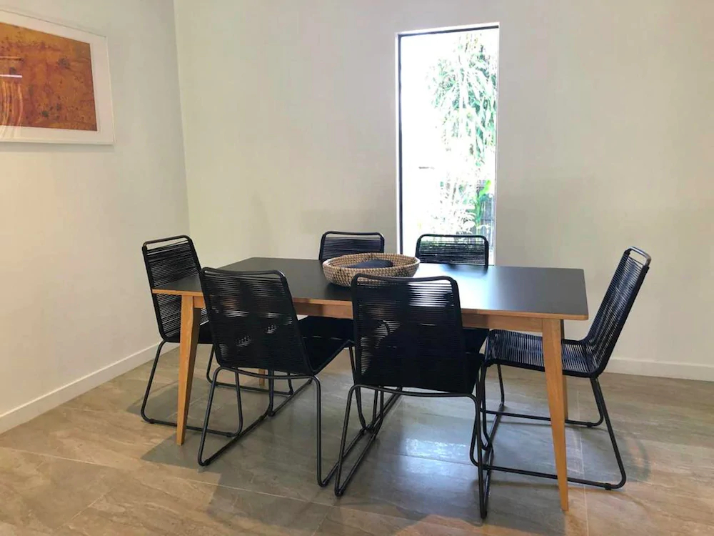 Sunshine Beach Hideaway