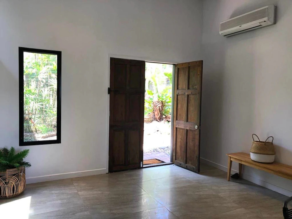 Sunshine Beach Hideaway