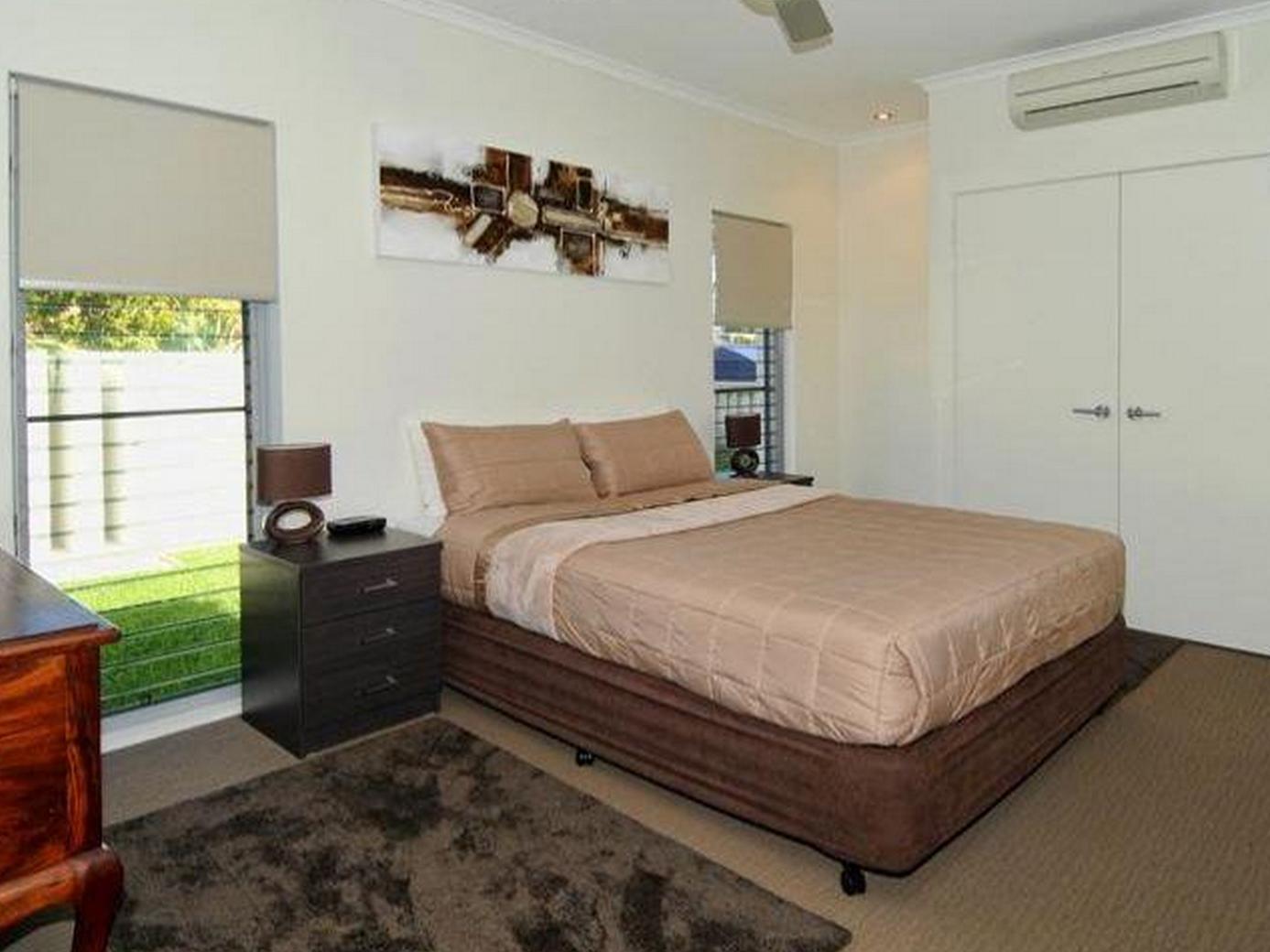 Kumbada 23 Waterfront Holiday House