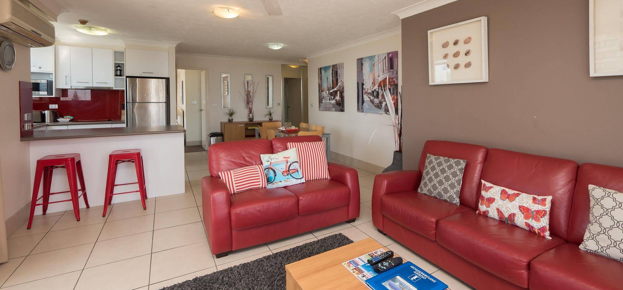 Alexander Holiday Apartments