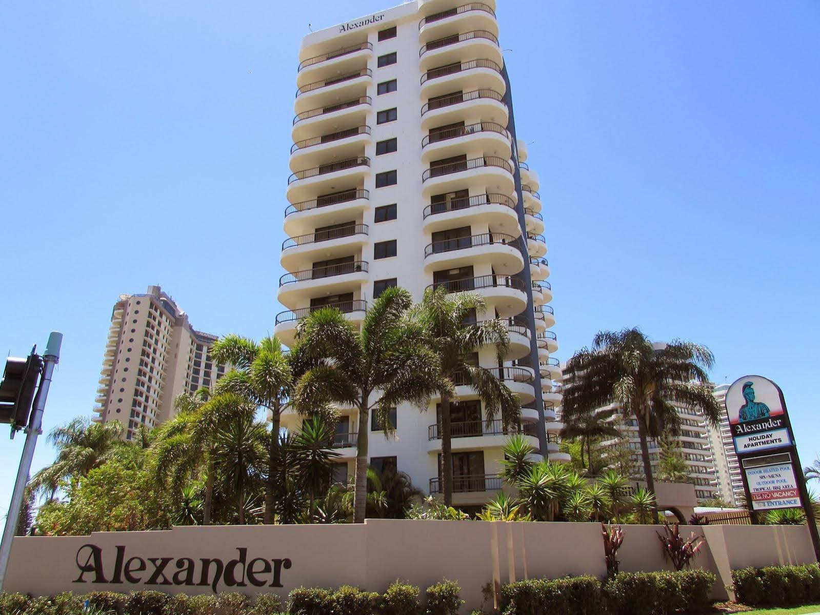 Alexander Holiday Apartments