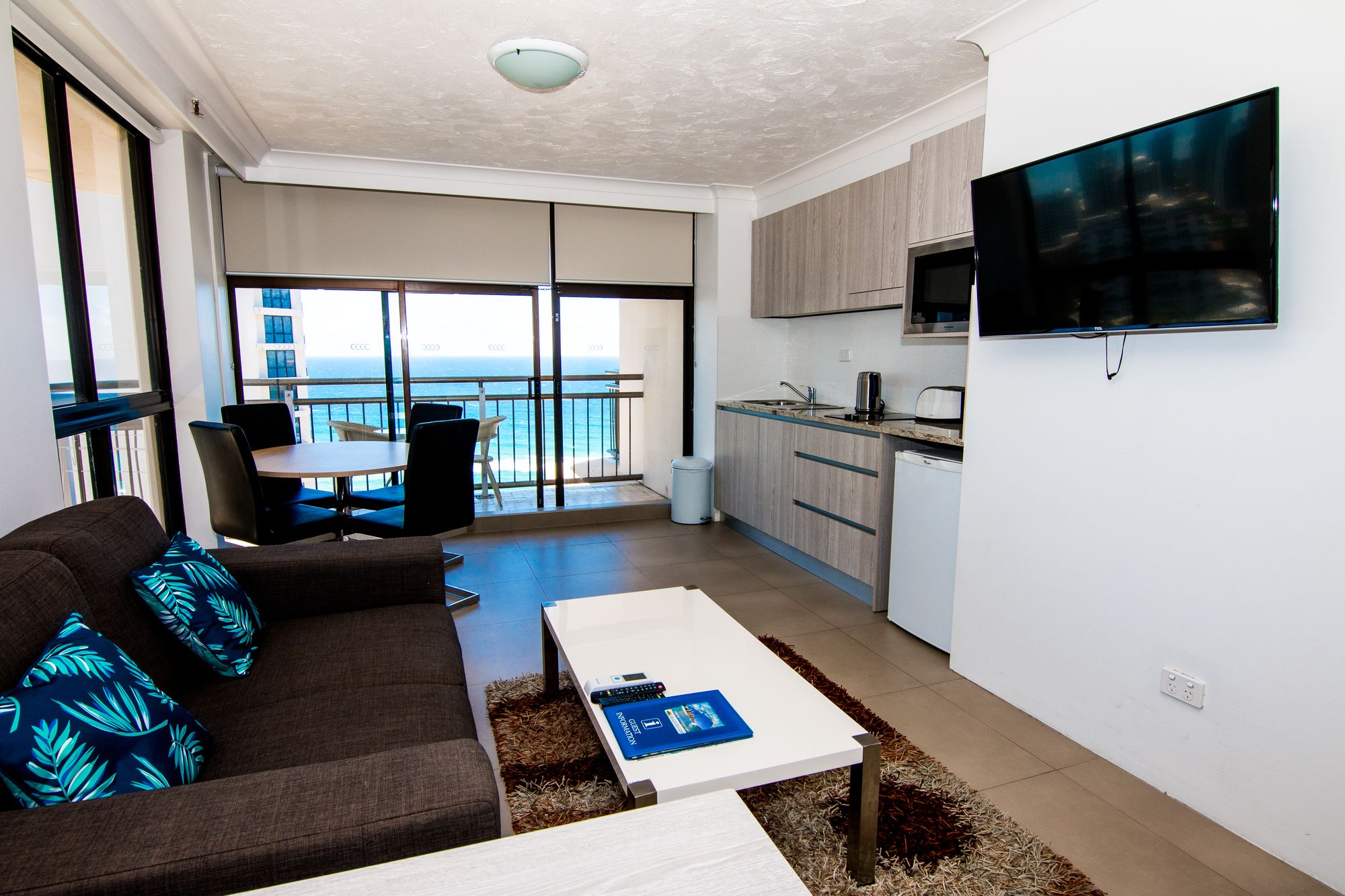 Beachcomber Resort Surfers Paradise
