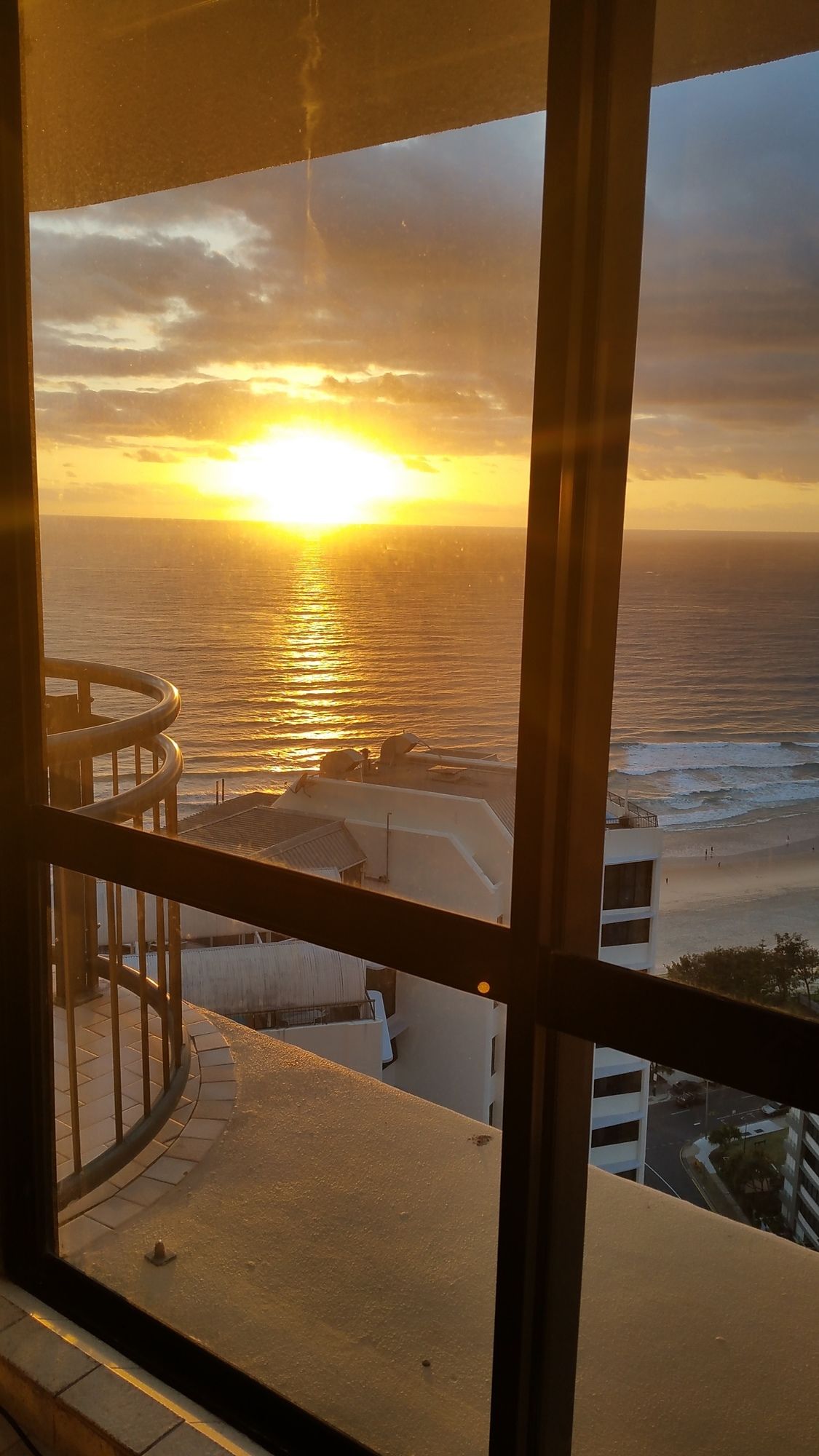 Beachcomber Resort Surfers Paradise
