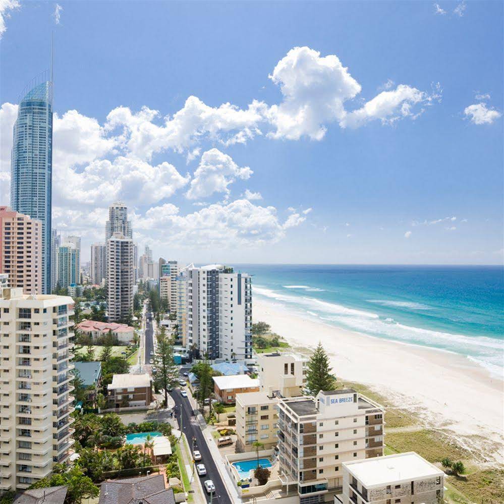 BreakFree Acapulco Surfers Paradise