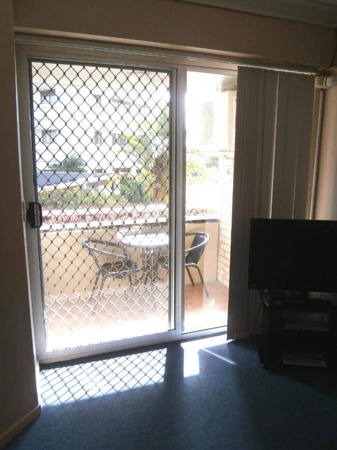 Budds Beach Apartments