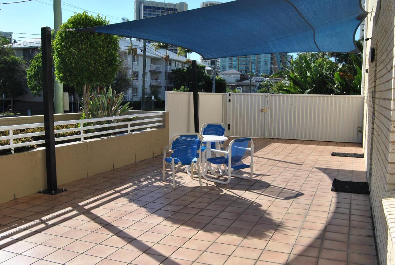 Budds Beach Apartments
