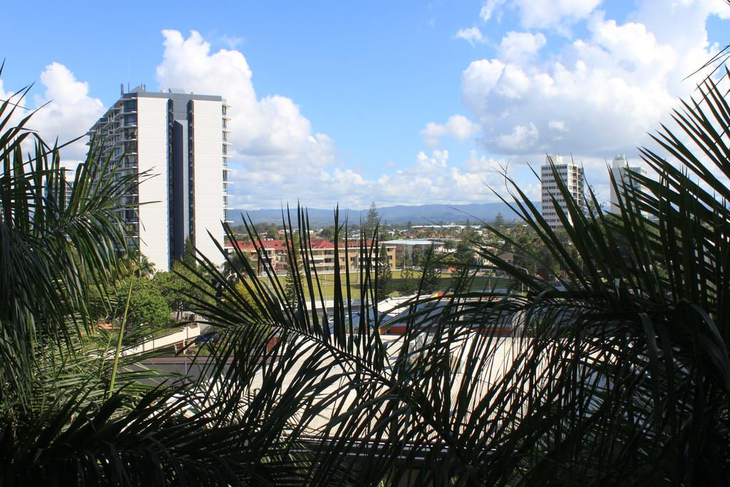 Bunk Surfers Paradise International Backpacker Hostel