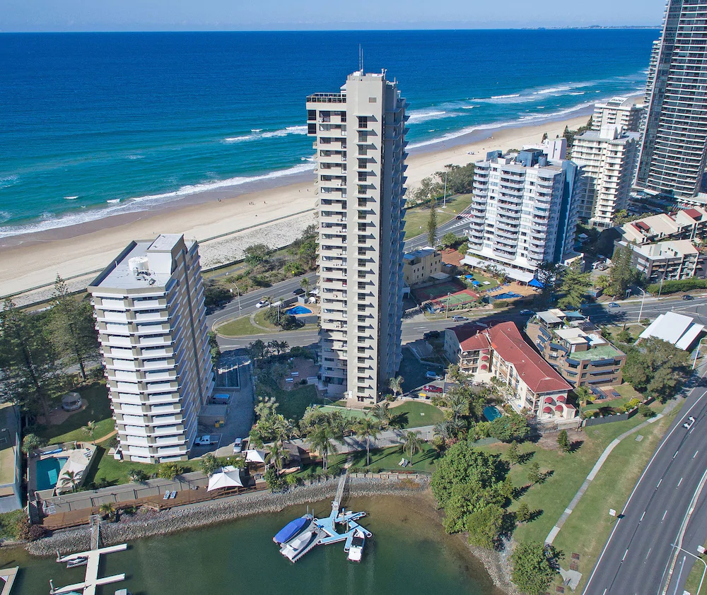 Capricorn One Beachside Holiday Apartments