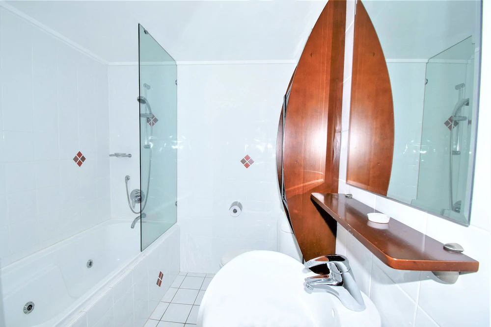 Capricorn One Beachside Holiday Apartments