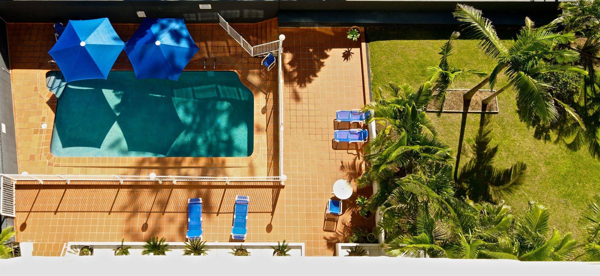 Carlton Apartments