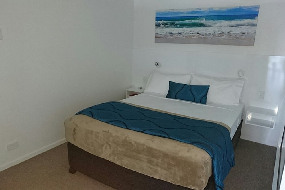 Chateau Beachside Resort