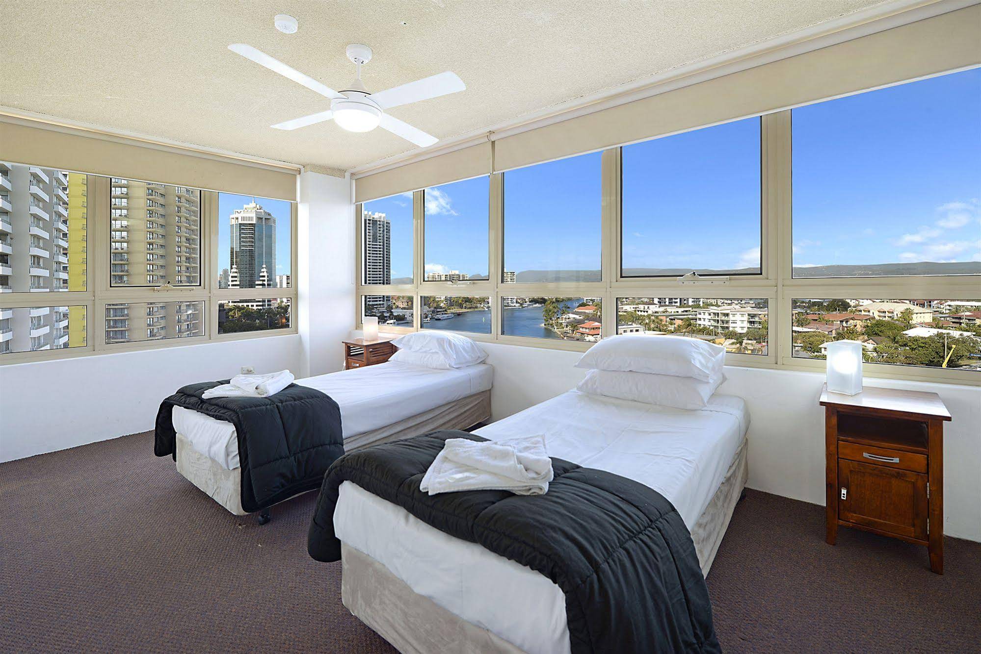 Condor Ocean View Apartments