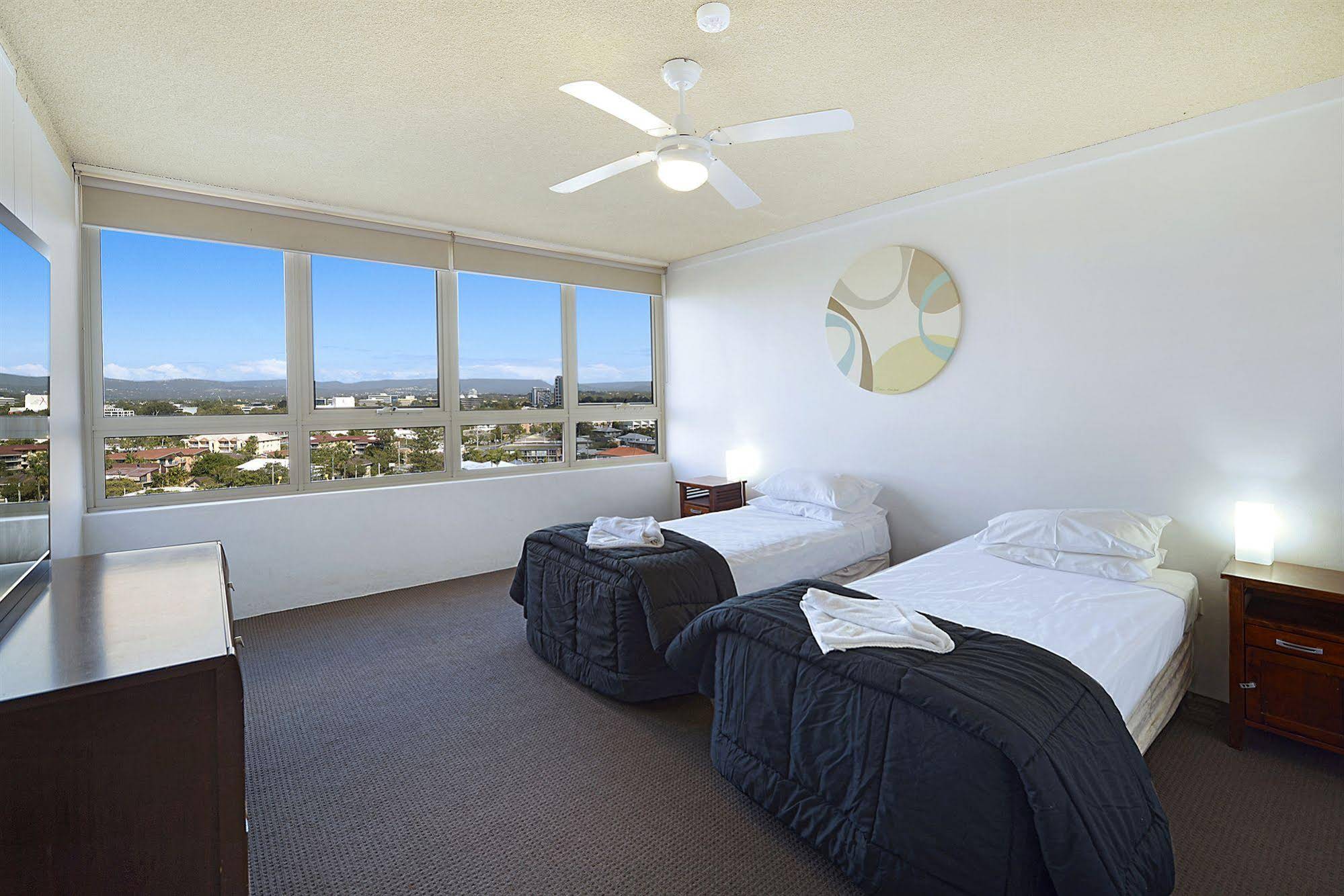 Condor Ocean View Apartments