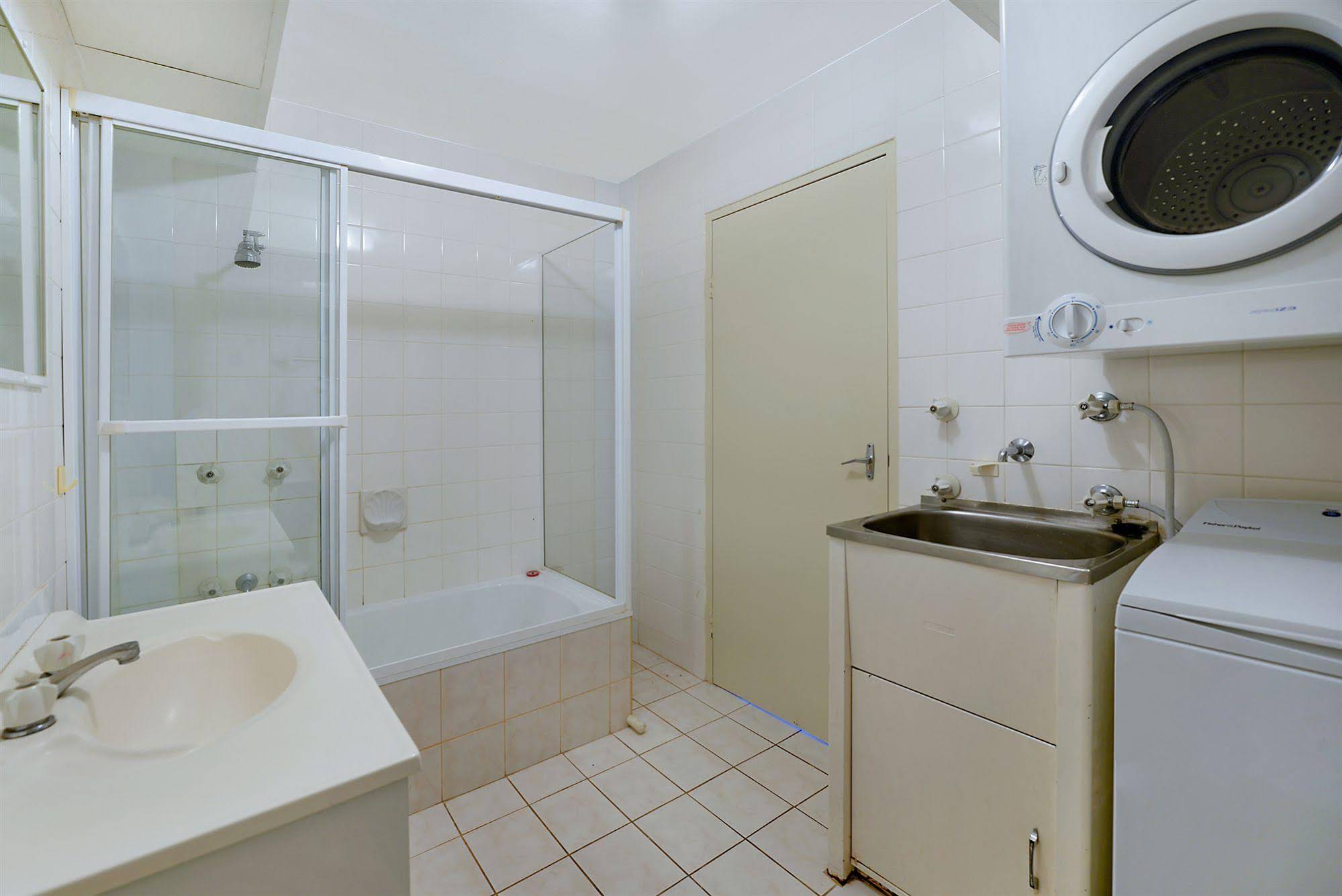Condor Ocean View Apartments