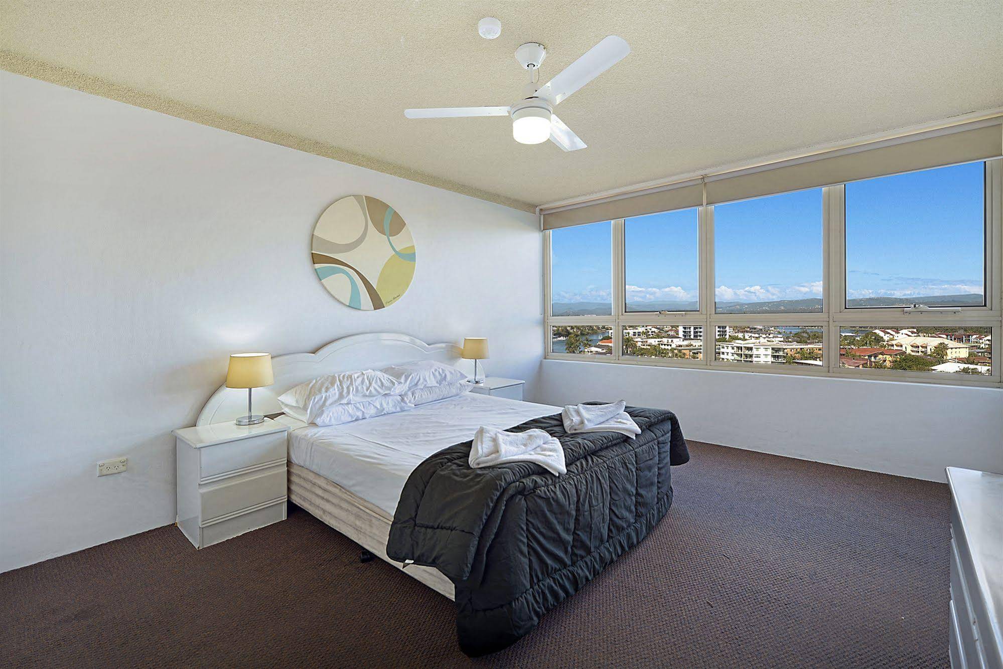 Condor Ocean View Apartments