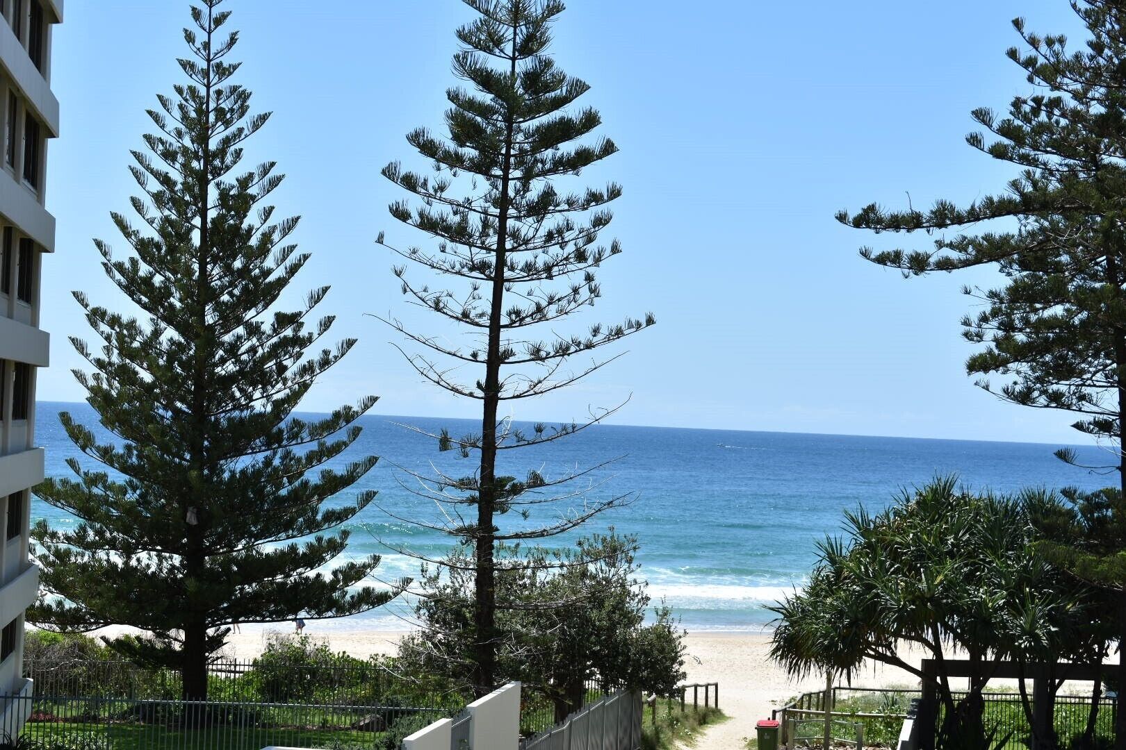 Emerald Sands Holiday Apartments