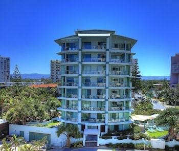 Emerald Sands Holiday Apartments