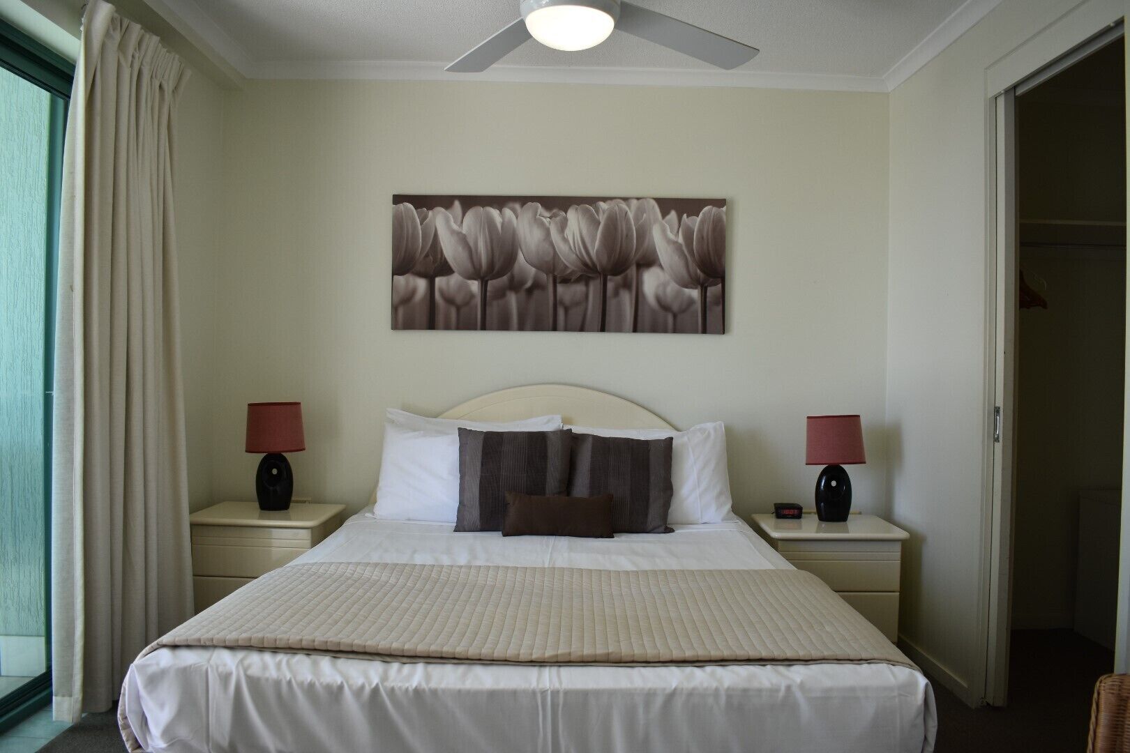 Emerald Sands Holiday Apartments